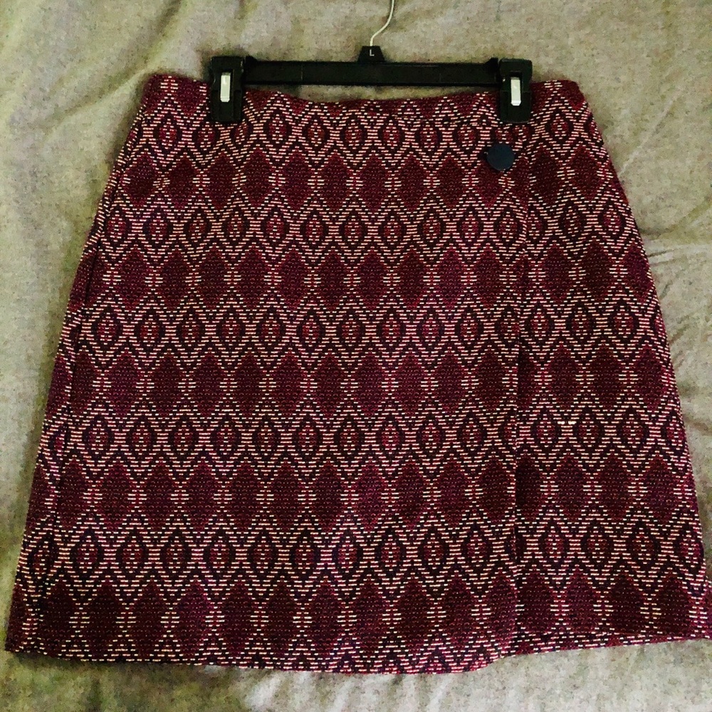 Loft skirt colorful patterns, trendy